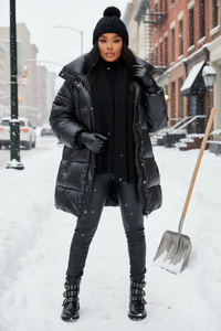 Winter outfit with dark-skinned model